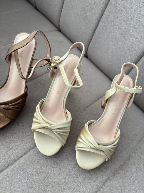 Ladies Twist Straps Open Toe High Heels